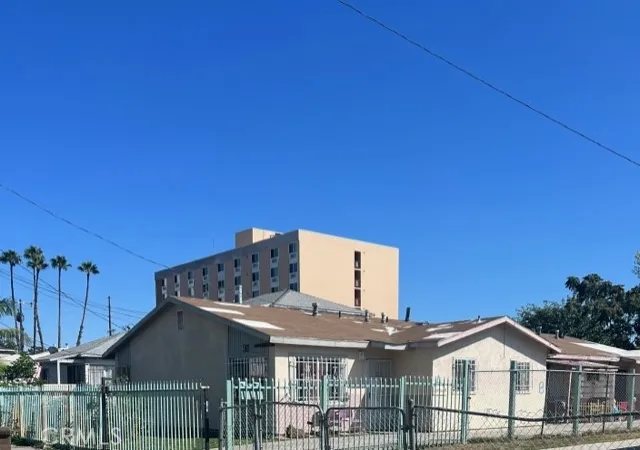 Homes for sale in Compton, CA | 426 W Laurel St, Compton, CA 90220 | MLS# DW23177125