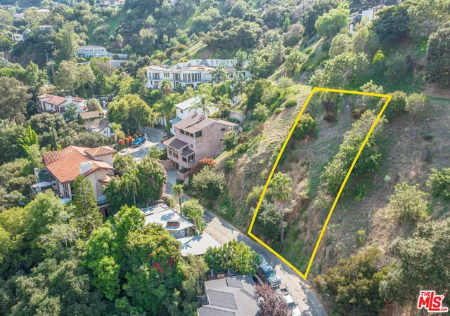 Photo 2 of Land for sale at 2981 Passmore Dr, Los Angeles, CA 90068 | MLS# 23314331 | Listing updated on 2025-01-28
