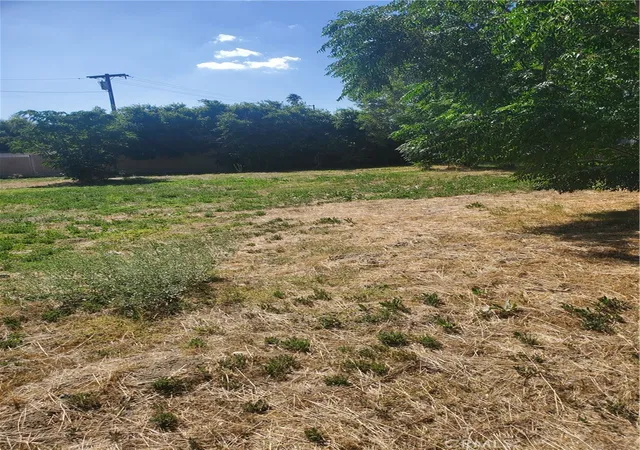 Photo 3 of Sale Pending at 1396 Ramsey, Banning, CA 92220 | MLS# HD23184983 | Listing updated on 2026-09-26