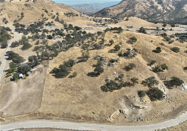 2nd image of 6698 Gaston Dr, Sanger, CA 93657 | MLS# OC23190110