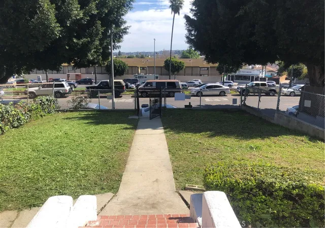 2nd image of 5301 Huntington Dr N, Los Angeles, CA 90032 | MLS# DW23193042