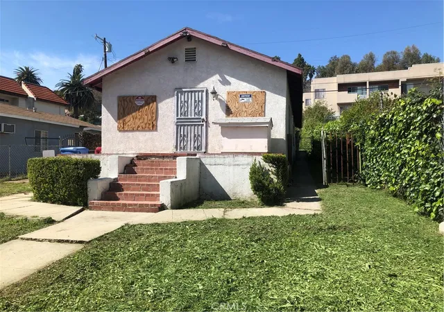 3rd image of 5301 Huntington Dr N, Los Angeles, CA 90032 | MLS# DW23193042
