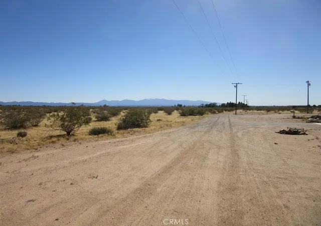 1st image of 0 Candlewood Rd, Apple Valley, CA 92308 | MLS# HD23197589
