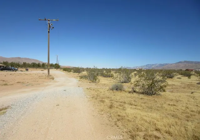 2nd image of 0 Candlewood Rd, Apple Valley, CA 92308 | MLS# HD23197589