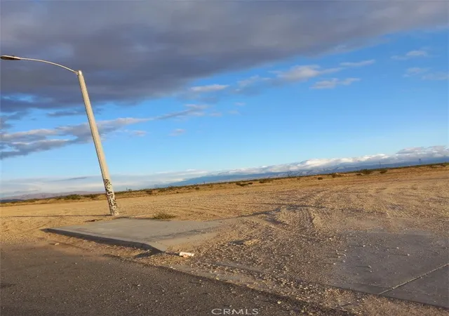 1st image of 0 Throuoise Rd, Adelanto, CA 92301 | MLS# HD23199363