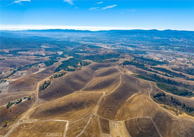 Photo 4 of Land for sale at 0 E Highway 41, Templeton, CA 93465 | MLS# HD23206785 | Listing updated on 2026-09-25