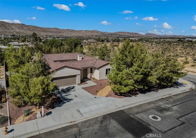 Homes for sale in Yucca Valley, CA | 56250 Nez Perce Trl, Yucca Valley, CA 92284 | MLS# IV23214241