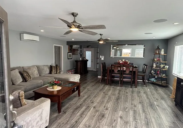 Photo 3 of Sale Pending at 975 89 S Lincoln Ave, El Cajon, CA 92020 | MLS# 240001516SD | Listing updated on 2026-06-12
