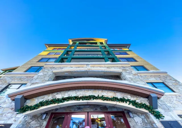 2nd image of 13051 Ritz Carlton Highlands, Truckee, CA 96161 | MLS# ML81952124