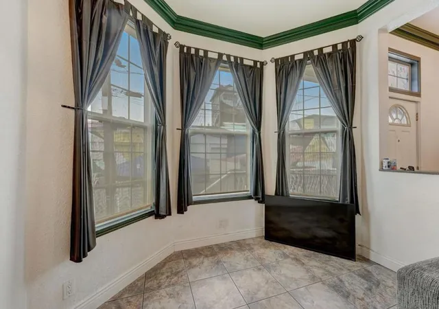 Photo 4 of Single family home for sale at 2731 E 11Th St, Oakland, CA 94601 | MLS# ML81952722 | Listing updated on 2024-09-30