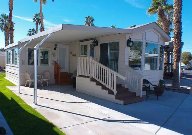 Photo 2 of Manufactured home for sale at 84136 Ave 44, #521 #521, Indio, CA 92203 | MLS# 219106083DA | Listing updated on 2026-04-01