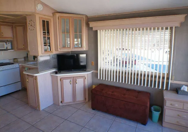 Photo 4 of Manufactured home for sale at 84136 Ave 44, #521 #521, Indio, CA 92203 | MLS# 219106083DA | Listing updated on 2026-04-01