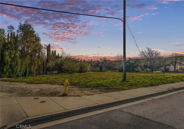 2nd image of 12915 14th St, Yucaipa, CA 92399 | MLS# EV24033806