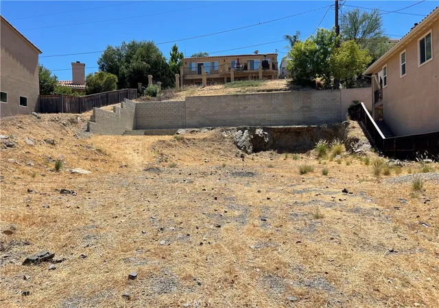 1st image of 21943 San Joaquin, Canyon Lake, CA 92587 | MLS# IG24043143