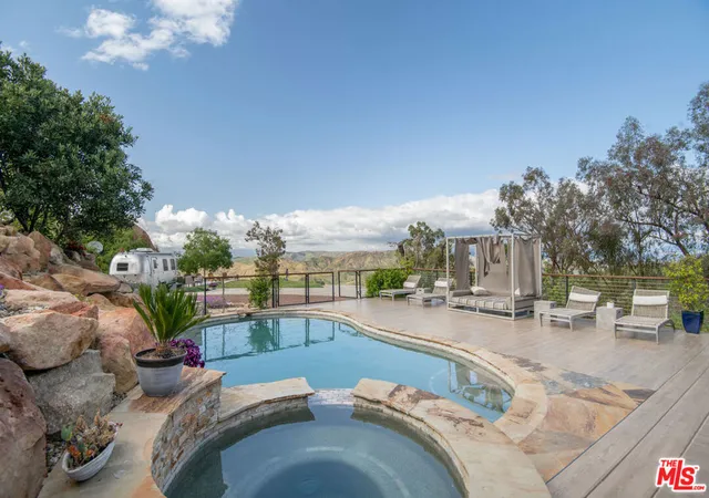 Homes for sale in Agoura Hills, CA | 30884 Mulholland Hwy, Agoura Hills, CA 91301 | MLS# 24365031
