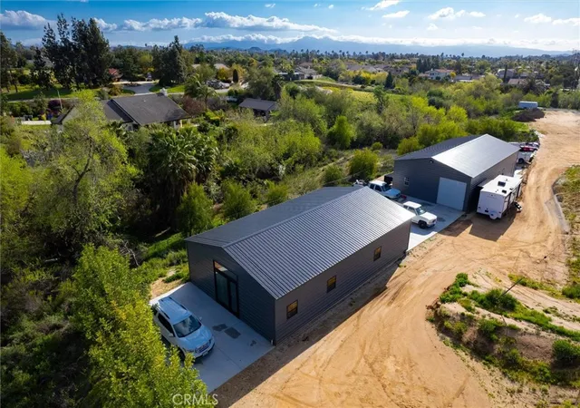 Homes for sale in Riverside, CA | 14787 Wood Rd, Riverside, CA 92508 | MLS# SW24049522