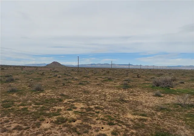 Homes for sale in Edwards, CA | 0 130th St, Edwards, CA 93523 | MLS# HD24058695