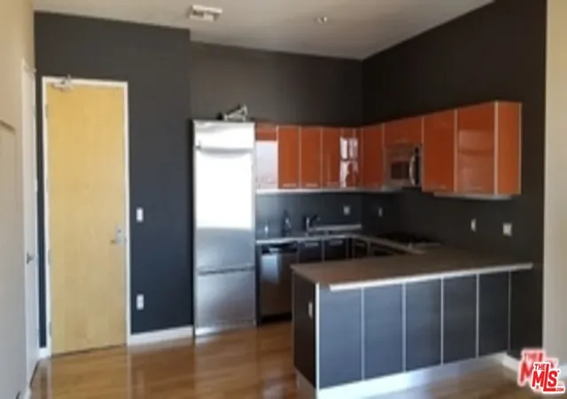 3rd image of 801 S Grand Ave #2107, Los Angeles, CA 90017 | MLS# 24373191