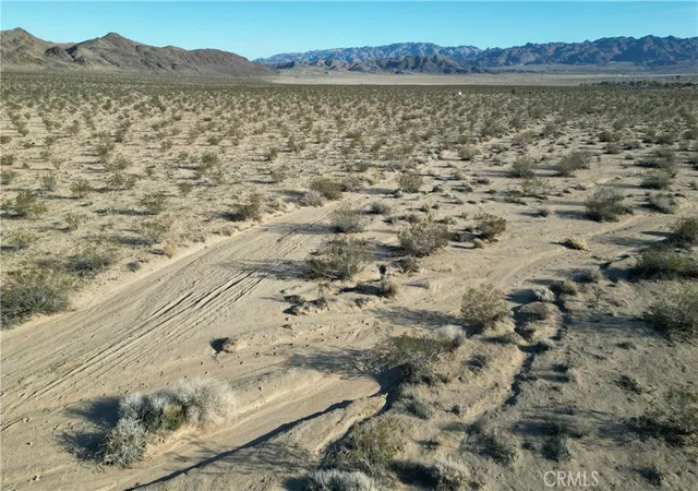 11th image of 0 Sunny Sands Dr, Joshua Tree, CA 92252 | MLS# SB24059469