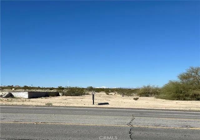 7th image of 6136 Adobe Rd, Twentynine Palms, CA 92277 | MLS# JT24055439