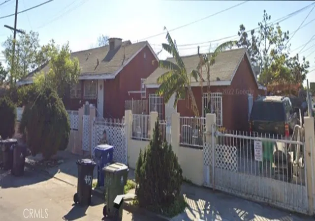 3rd image of 4151 Compton Ave, Los Angeles, CA 90011 | MLS# DW24060837