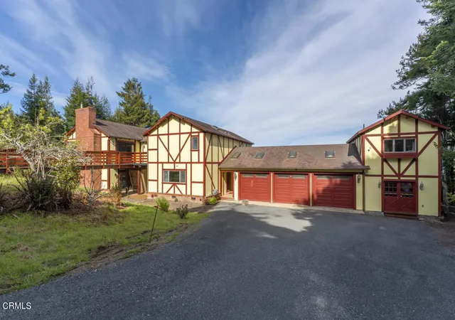 3rd image of 33451 Little Valley Rd, Fort Bragg, CA 95437 | MLS# C1-10546