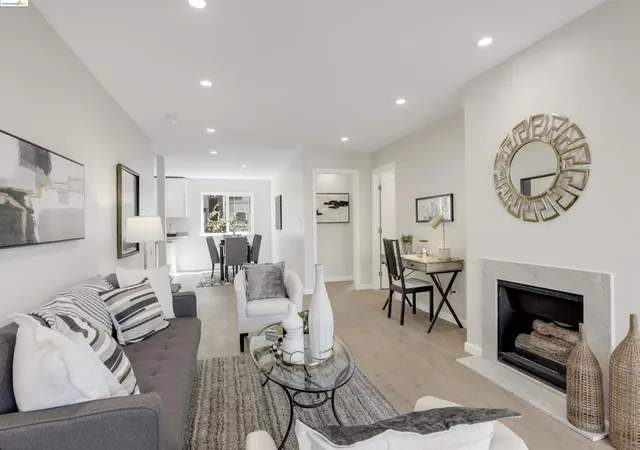 3rd image of 155 Pearl St, Oakland, CA 94611