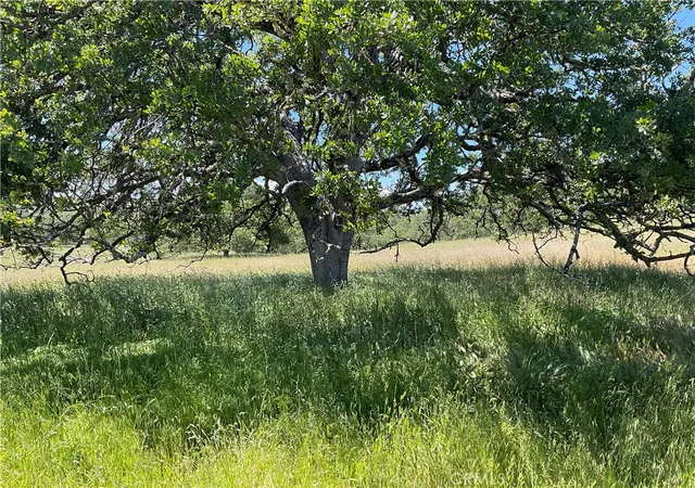 4th image of 2 Interlake Rd, Bradley, CA 93426 | MLS# NS24090376