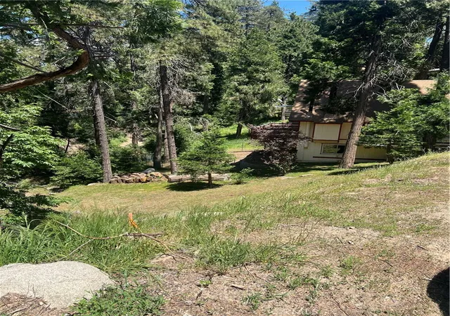 3rd image of 24580 Bernard Dr, Crestline, CA 92325 | MLS# EV24097830