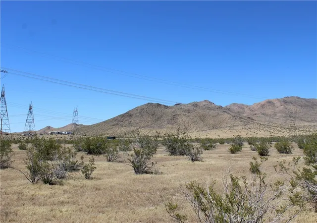 Photo 3 of Land for sale at 0 Guatala Ct, Apple Valley, CA 92307 | MLS# HD24102329 | Listing updated on 2026-04-17