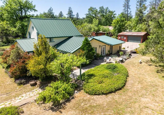 Homes for sale in Mariposa, CA | 2669 Triangle Rd, Mariposa, CA 95338 | MLS# FR24104743
