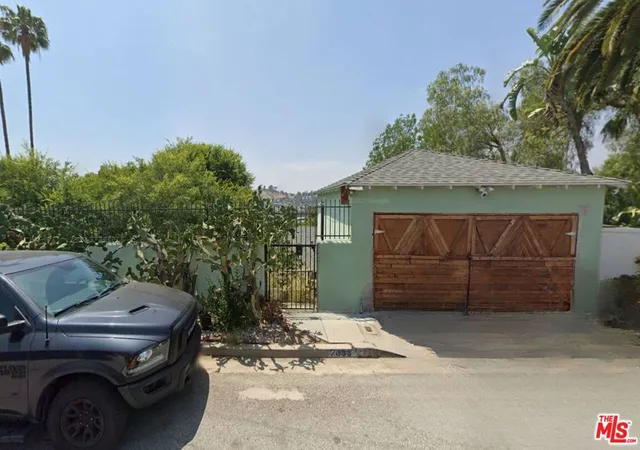 Photo 1 of Single family home for sale at 2633 Medlow Ave, Los Angeles, CA 90065 | MLS# 24397831 | Listing updated on 2025-05-01