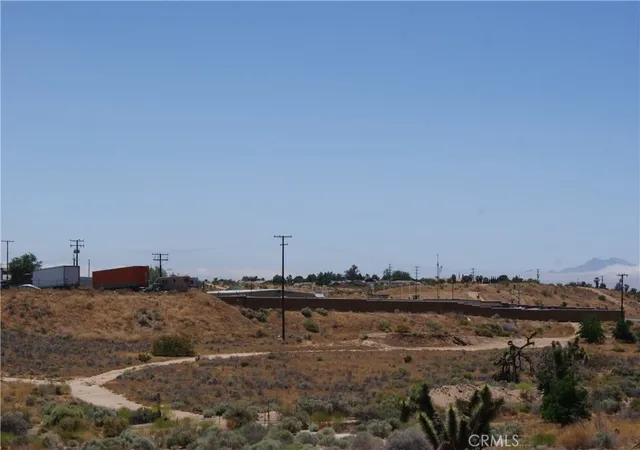 2nd image of 0 984 Acres Green Tree Blvd, Victorville, CA 92392 | MLS# HD24113377