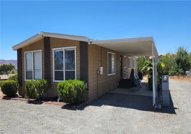 3rd image of 41435 Sycamore Ave, Murrieta, CA 92562 | MLS# PW24119672