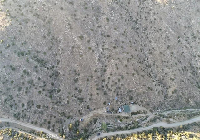 5th image of 2 Ac Near Burns Canyon, Pioneertown, CA 92268 | MLS# HD24133208