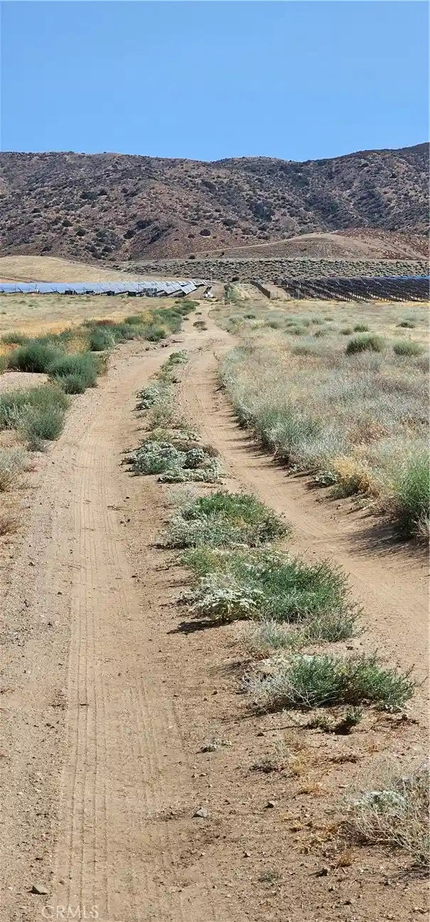 Photo 1 of Land for sale at 0 W 100th St / Ave K, Lancaster, CA 93536 | MLS# SR24134032 | Listing updated on 2026-08-17