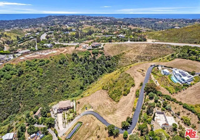 Homes for sale in Malibu, CA | 1 Via Acero St, Malibu, CA 90265 | MLS# 24410019