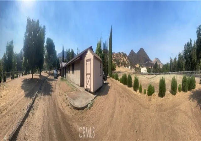 2nd image of 6009 Elwood Rd, Sanger, CA 93657 | MLS# SB24142727