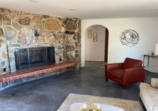 Photo 3 of Sale Pending at 69761 Sunny Sands Dr, Twentynine Palms, CA 92277 | MLS# JT24136440 | Listing updated on 2026-05-04