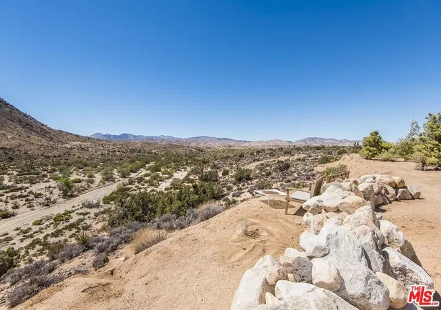 3rd image of 3569 Calmada Rd Rd, Pioneertown, CA 92268 | MLS# 24411525