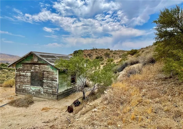 3rd image of 0 Pinon Ave, Morongo Valley, CA 92256 | MLS# JT24144033