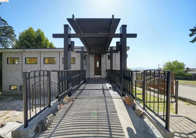 Photo 1 of Sale Pending at 921 Clark Pl, El Cerrito, CA 94530 | MLS# 41066840 | Listing updated on 2026-06-19