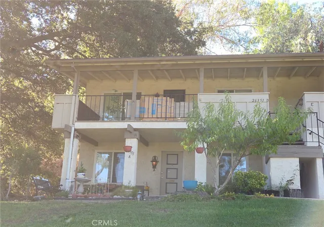 Homes for sale in Newhall, CA | 26351 Oak Plain Dr #D, Newhall, CA 91321 | MLS# SR24155581