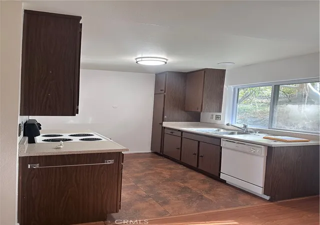 Homes for sale in Newhall, CA | 26351 Oak Plain Dr #D, Newhall, CA 91321 | MLS# SR24155581