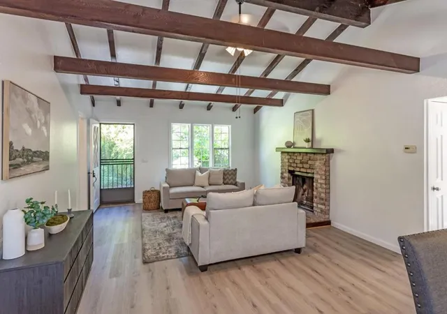 Photo 3 of House for sale at 17765 Umatilla Trl, Los Gatos, CA 95033 | MLS# ML81975388 | Listing updated on 2025-01-14