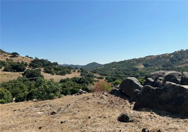 7th image of 15 Camino Estribo, Temecula, CA 92590 | MLS# SW24159388