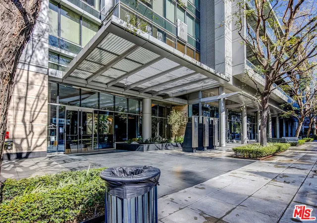 5th image of 1155 S Grand Ave #1012, Los Angeles, CA 90015 | MLS# 22153973