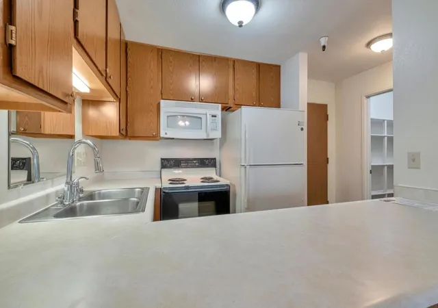 Photo 2 of Condo for sale at 203 Vista Prieta Ct, Santa Cruz, CA 95062 | MLS# ML81976411 | Listing updated on 2026-10-06
