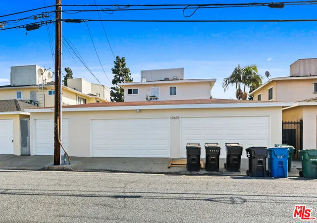Homes for sale in Inglewood, CA | 10619 Crenshaw Blvd, Inglewood, CA 90303 | MLS# 24425825