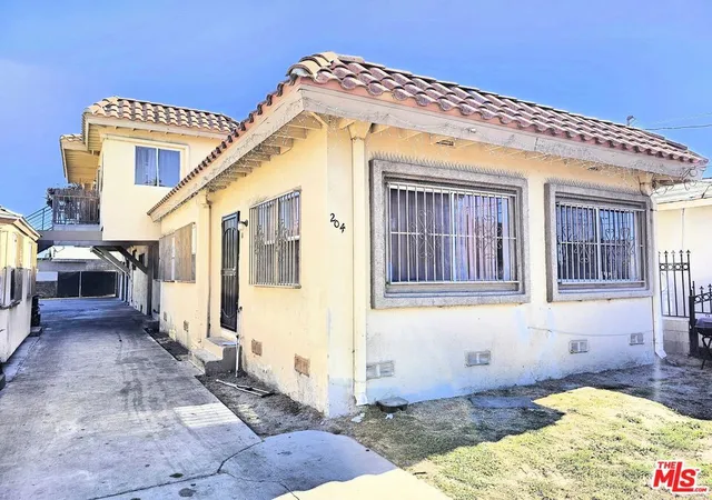 Homes for sale in Compton, CA | 204 N Spring Ave, Compton, CA 90221 | MLS# 24430359